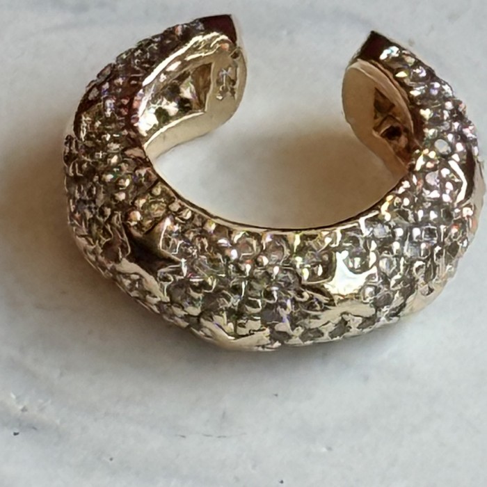 Yıldız Detaylı Gold Earcuff: Parıldayan Şıklık resmi