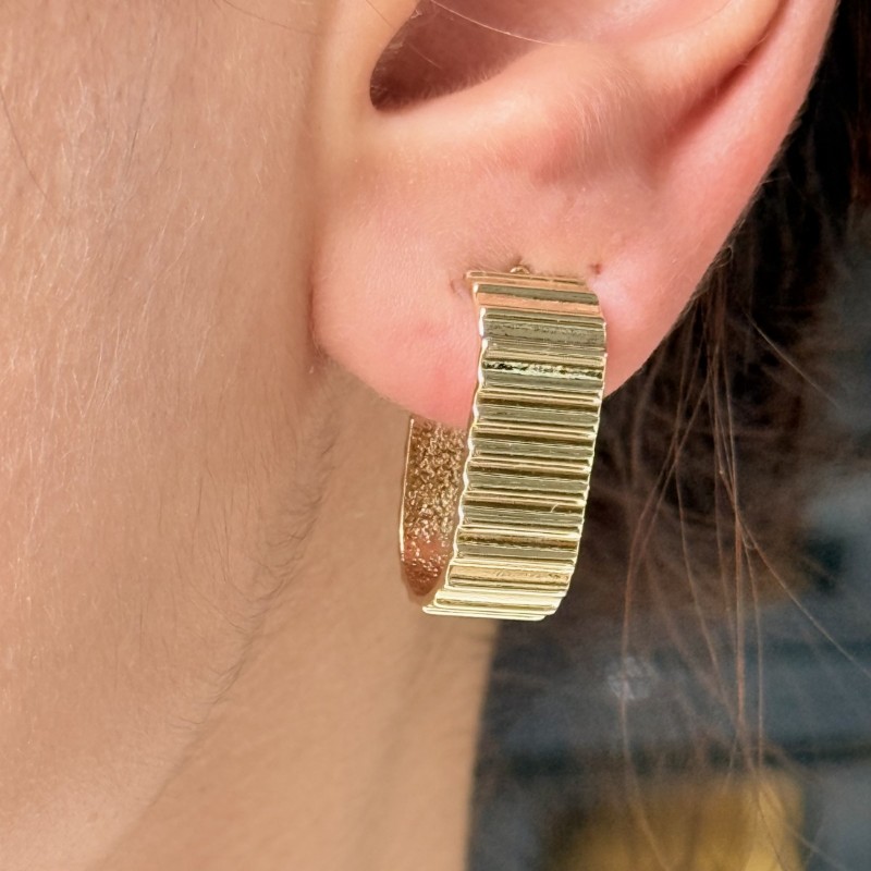 Ritmik Çizgili Küpe resmi