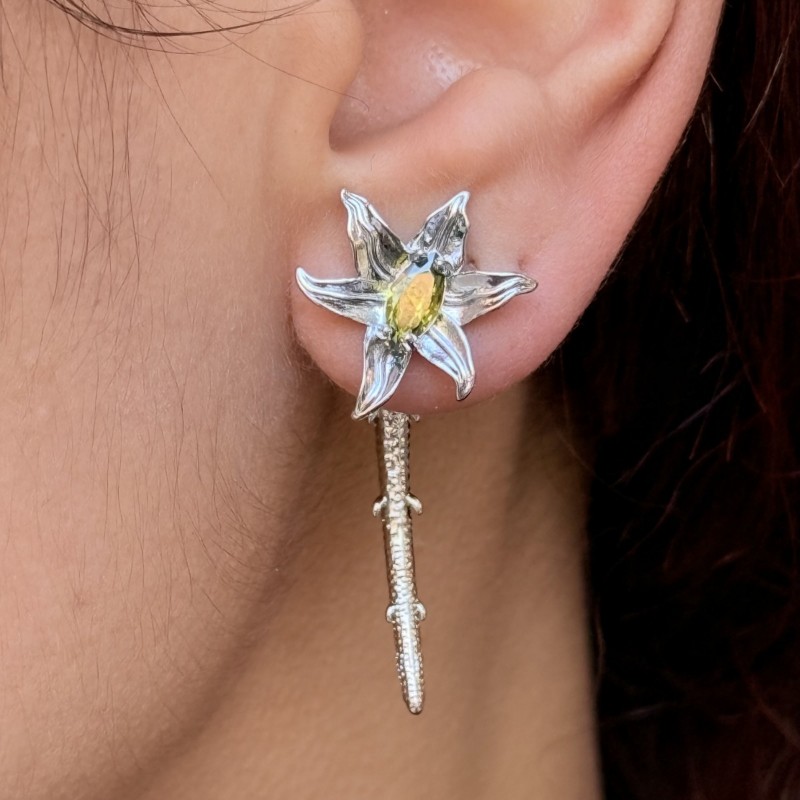 Yeşil Taşlı Silver Çiçek Küpe resmi