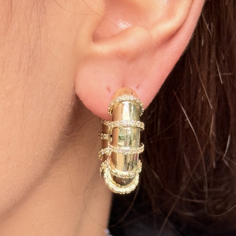 Zincir Formlu  altın taşlı Altın Küpe resmi