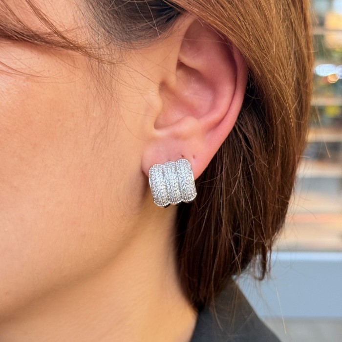 Geniş Pavé Blok Küpe – Gümüş Ton resmi