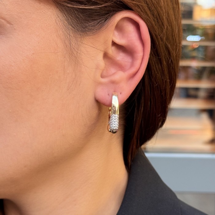 Bilye Detaylı Pavé Halka Küpe – Gold İki Renk resmi