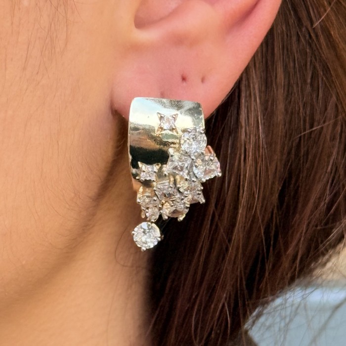 Asimetrik Plaka Küpe – Taş Kümeli resmi