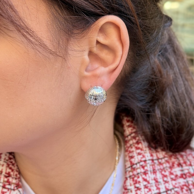 Silver Dome Stud – Mirror Grid resmi