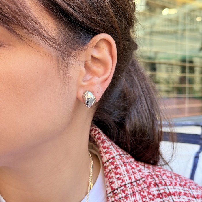 Molten Nugget Stud – Micro Pavé Line (Silver) resmi